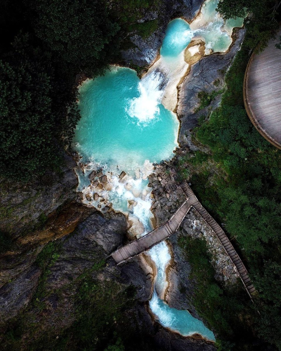 Its glassy, still surface and various colours make Mavigöl a true natural hot spot, perfect for nature walks and peaceful respite. #Giresun

📸 IG: tansutopuzoglu