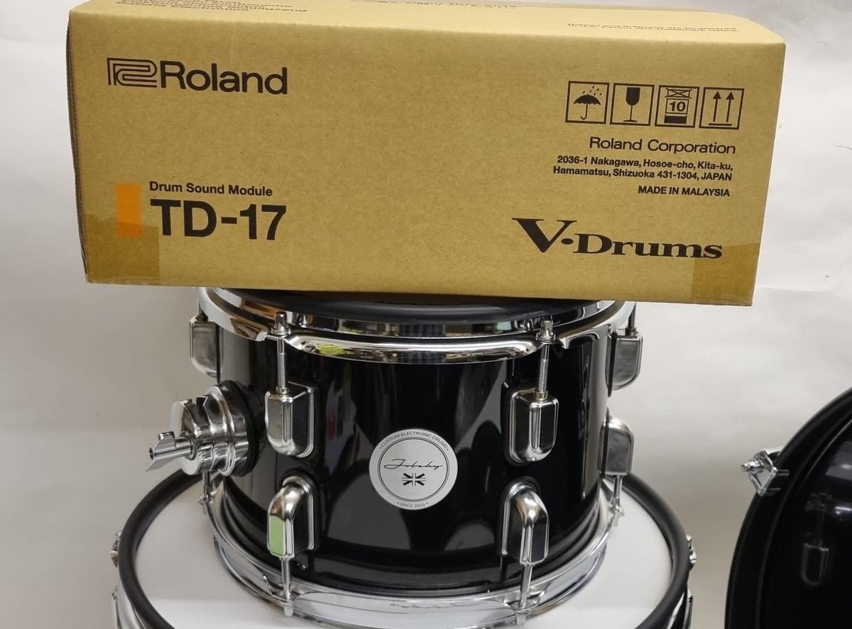 jobekydrums's tweet photo. More recent drum builds shipped out, black gloss kit with black cymbals and a TD17 module to the Czech Republic, Black gloss shell pack to Canada, and a floor Tom to the USA #electronicdrums #edrums #quietdrumming #cymbals #drummodule #rolandmodule #TD17 https://t.co/9Is0sDJisZ