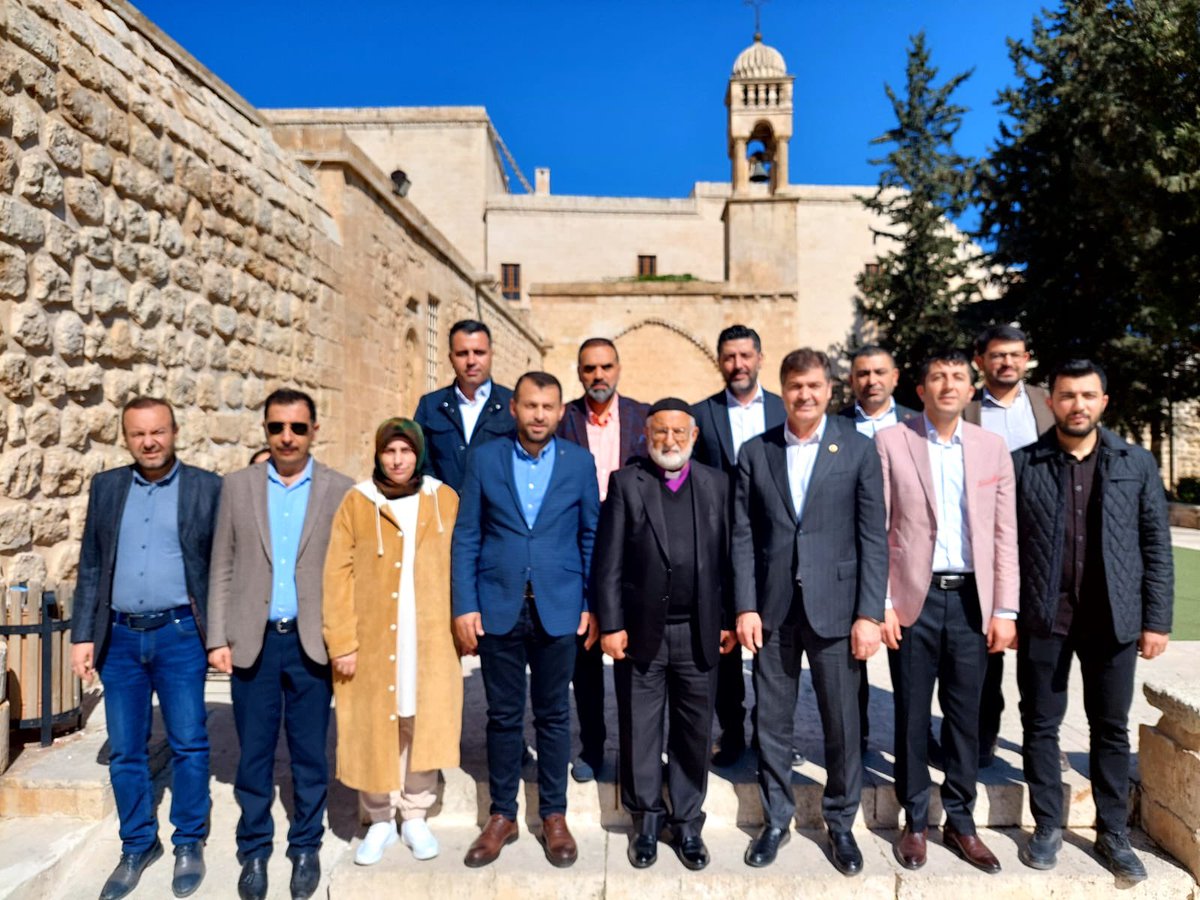 CengizDMRKY47's tweet image. Kırklar Kilisesi’nde Papaz Sn.Gabriel Akyüz ve Süryani Vatandaşlarımızın #Paskalya Bayramlarını kutladık.

📍Artuklu

@akpartimardin @Vahapalma @aksengul47 @akkadin_mardin @AKGenclikMardin @TarikAtli47 

#PaskalyaBayramı #PaskalyaYortusu
#Artuklu #Mardin