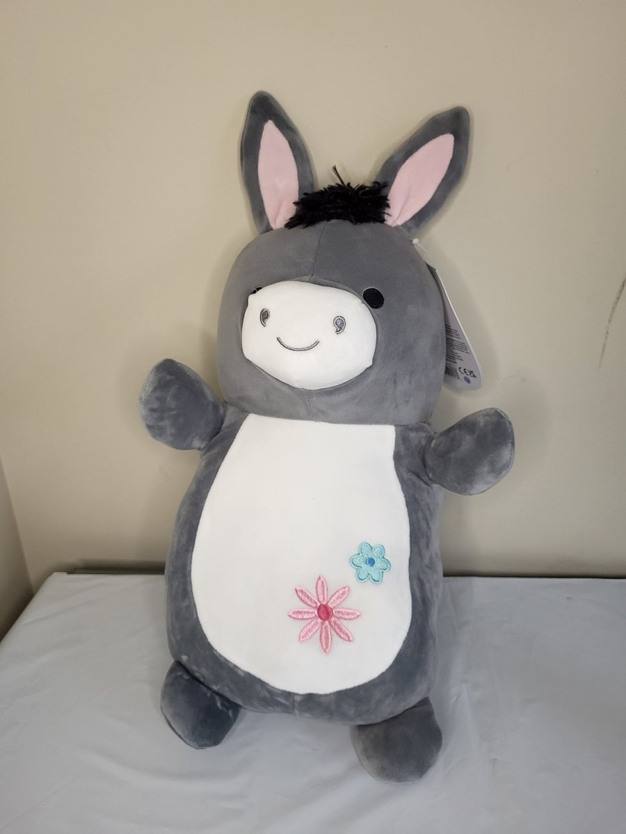WizMercari's tweet photo. #Hugmees available Purchase for you or a gift to someone. #freeshipping #quicksilver
https://t.co/3moqMn3YH3
#sundayvibes #SundayFunday #Mercari #poshmark #fb #fbmarketplace #offerup #etsy #ebay #Amazon #pintrest #reseller #usa #us #trendingtwitter https://t.co/1Go03JLOwi