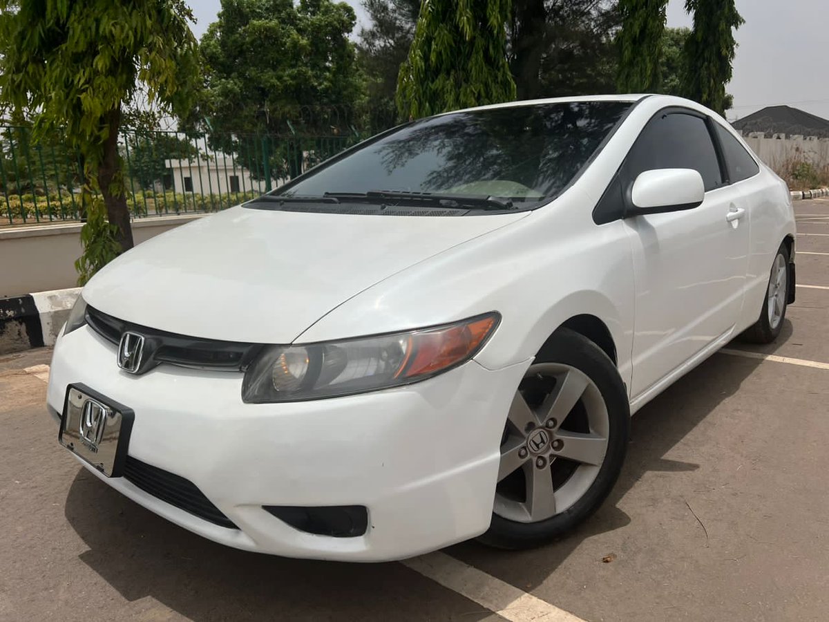 KarikoPrincefab's tweet photo. NEATLY CLEAN HONDA CIVIC IROBOT AUTOMATIC TRANSMISSION  EXCELLENT CONDITION 1.650ML LOCATION KADUNA STATE #Burna #omah #QueenCharlotte #Made in Lagos #Ebubu # #Go To Court #Tampons  #Mercy Eke #Erica #Congratulations Chizzy  #iphone15 #gtbank #Hakimi #Speedy # Southern kaduna https://t.co/oV1sPXvE33
