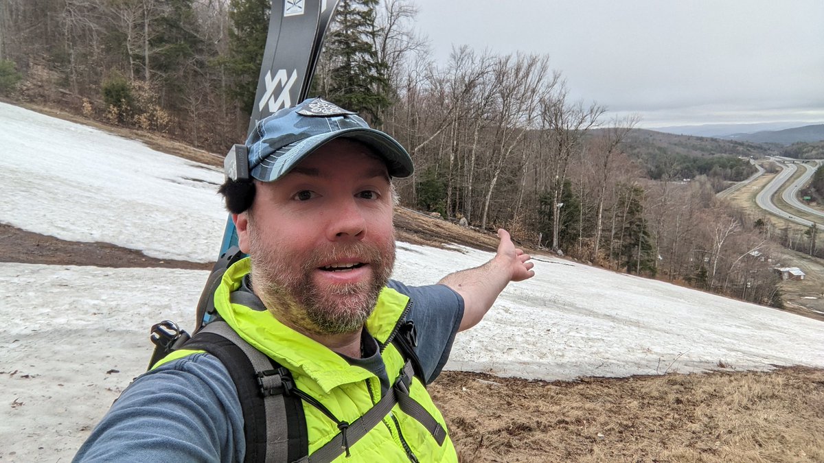 Ski Rex Media tweet media