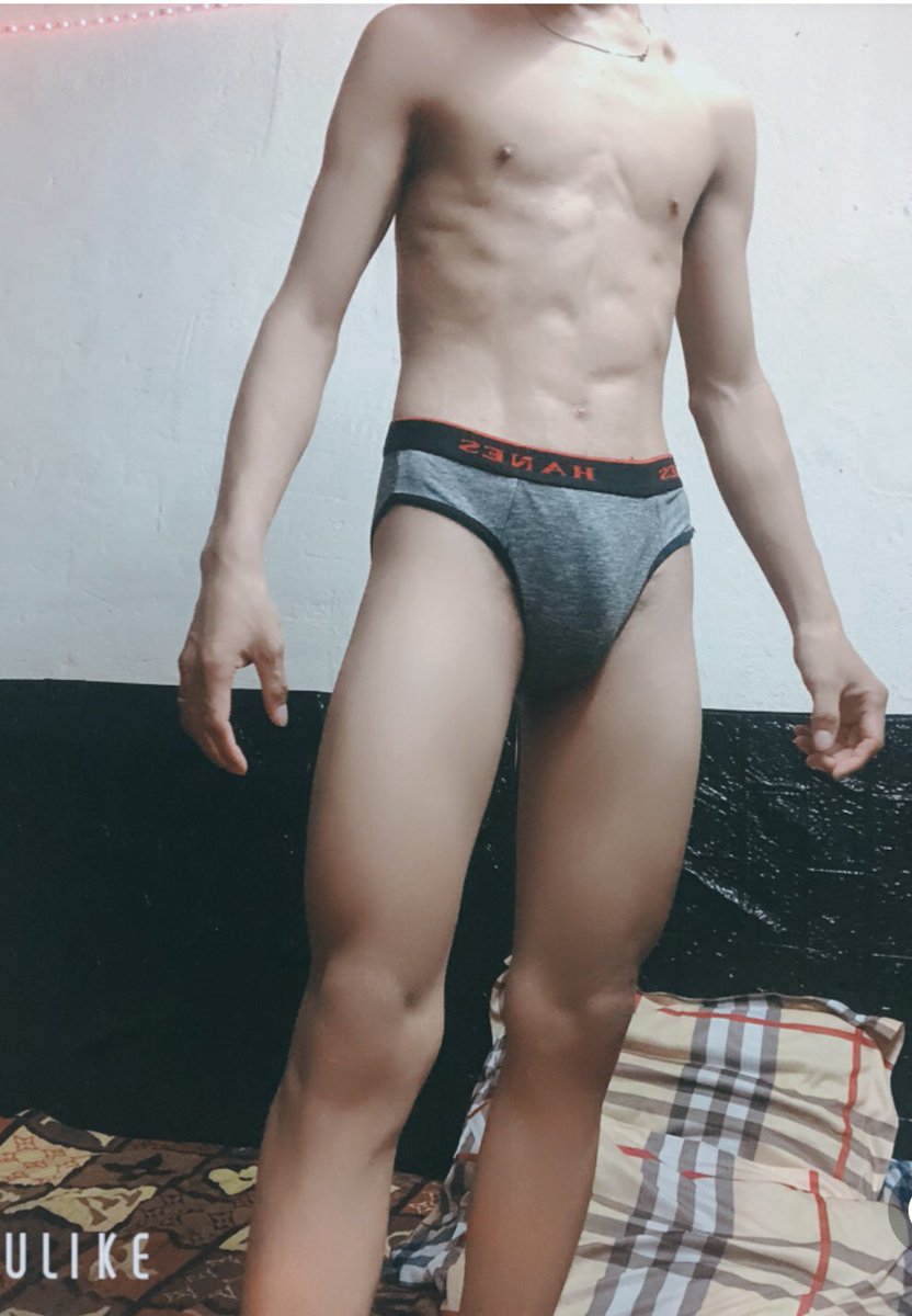 Nhatpham4768's tweet photo. Xin lỗi vì sự slim fit nay🤪🤪🤪
#mygu #slimfit ♥️♥️ https://t.co/vHUysIznzh