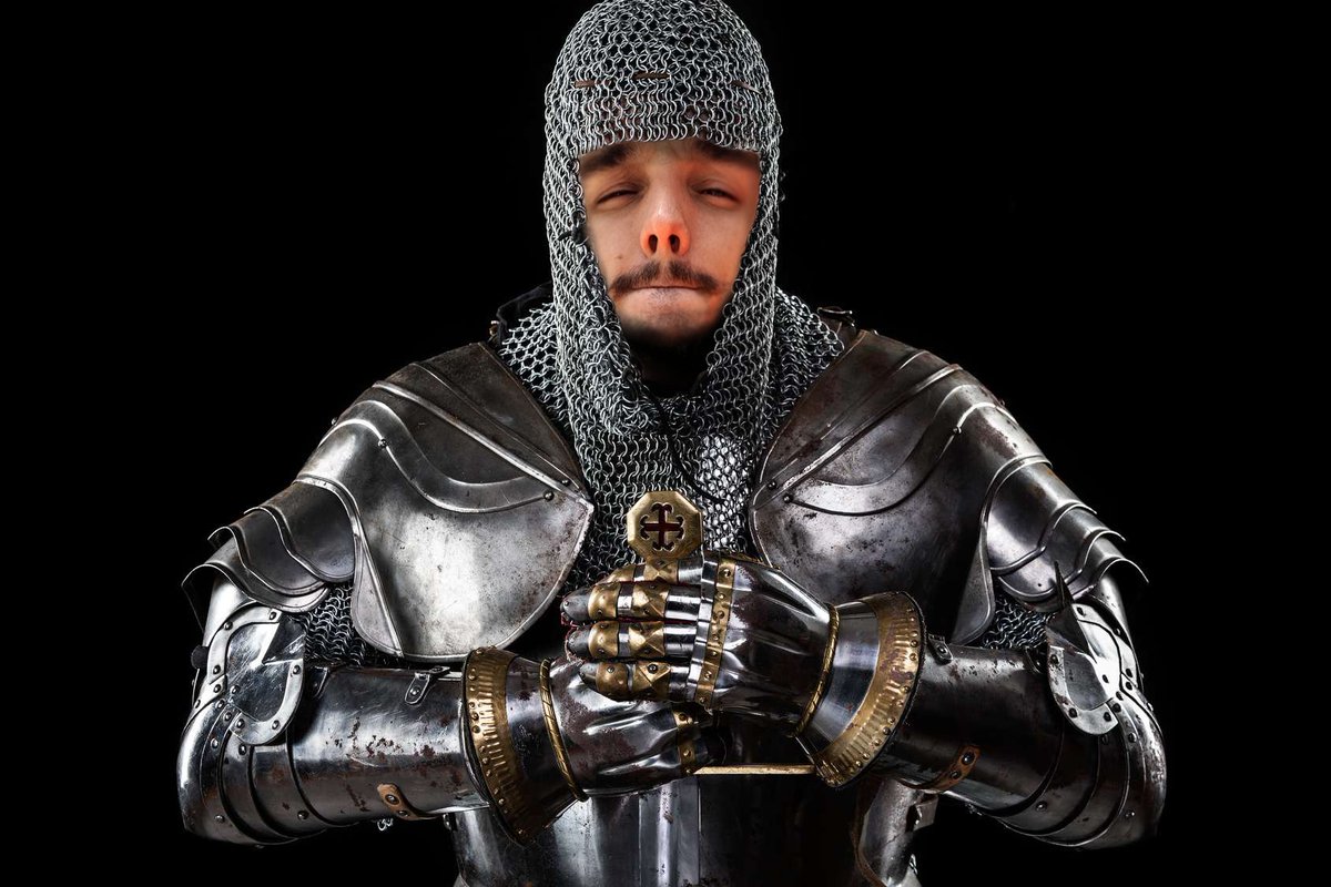 Carlozef's tweet photo. Eille https://t.co/SiewUAebrq
#mordhau https://t.co/5NmGhunvnD