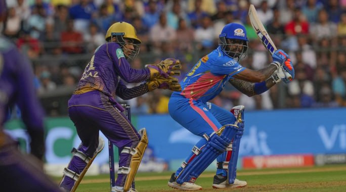 prchalurkar's tweet photo. "Our greatest glory is not in never failing, but in rising every time we fail."- MI beat KKR by 5 wickets🎉 https://t.co/hsoZ5FIK3b
