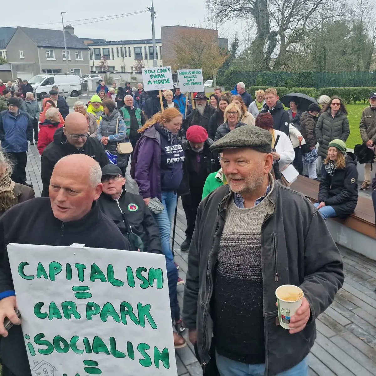 🙏🏼👏🏼 Big thank you to everyone who came along to yesterday's successful march to protest the proposed demolition of the Francis Street cottages! #SaveFrancisStreet #HousingForAll