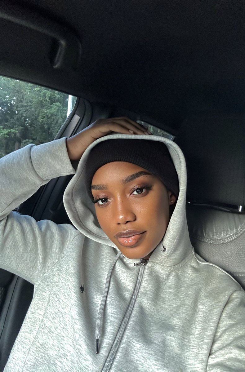 ♥️ يسمين on Twitter "RT ladyyaa10 Face card always valid🤭💓"