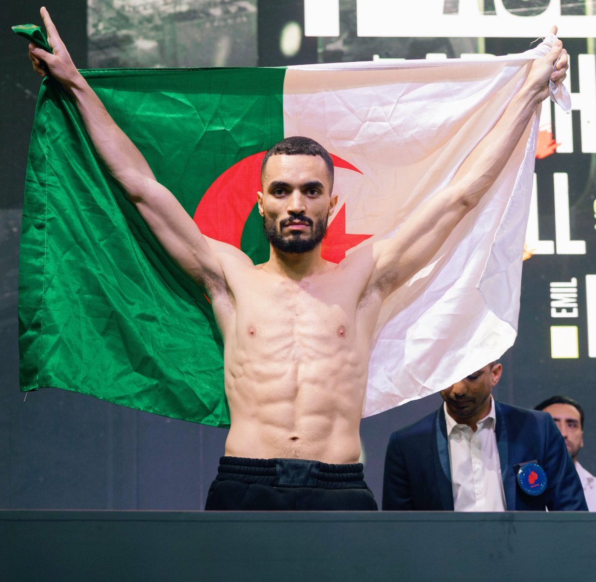 DahouBoxer's tweet photo. It’s all about 🇩🇿 
#TahyaJazair https://t.co/o1ZA4tCS0v