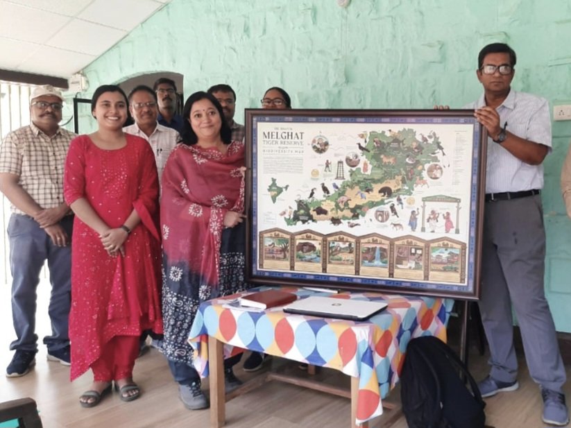 jayotibanerjee's tweet photo. On #GoldenJubilee of #MelghatTigerReserve presents #BiodiversityMap of @magical_melghat by CWLW @MahaForest #MrMaheepGupta 
Inspired by symbols+elements of #KorkuCulturalHeritage 
Meticulously crafted by @Sudarshanshaw93
Humble Gift from #MelghatTigerReserve to Melghat people https://t.co/xWii0PG6jm