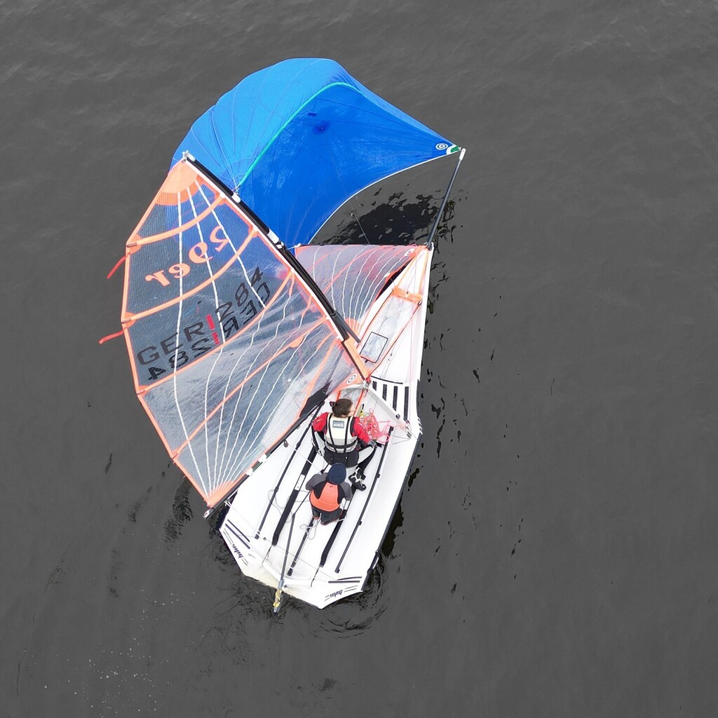 svgs_hamburg's tweet photo. Ostersegeln auf dem Neuländer See ⛵ #harburg #esmussmehrgesegeltwerden #29ersailing #seglerjugend #segeljugend #ilcasailing #hamburgactivecity https://t.co/jcmhAEHH7B https://t.co/gdN9nL5K2H