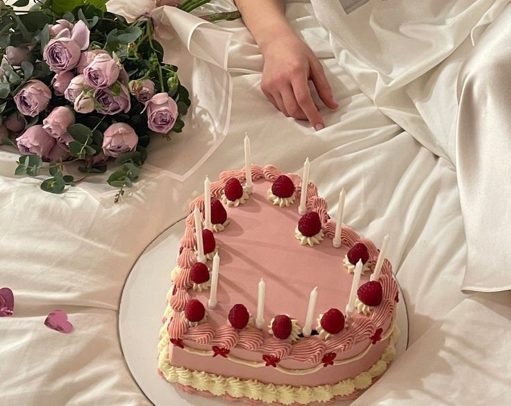 sweeteaclub's tweet photo. heart cake https://t.co/d5Z2cjNjXn