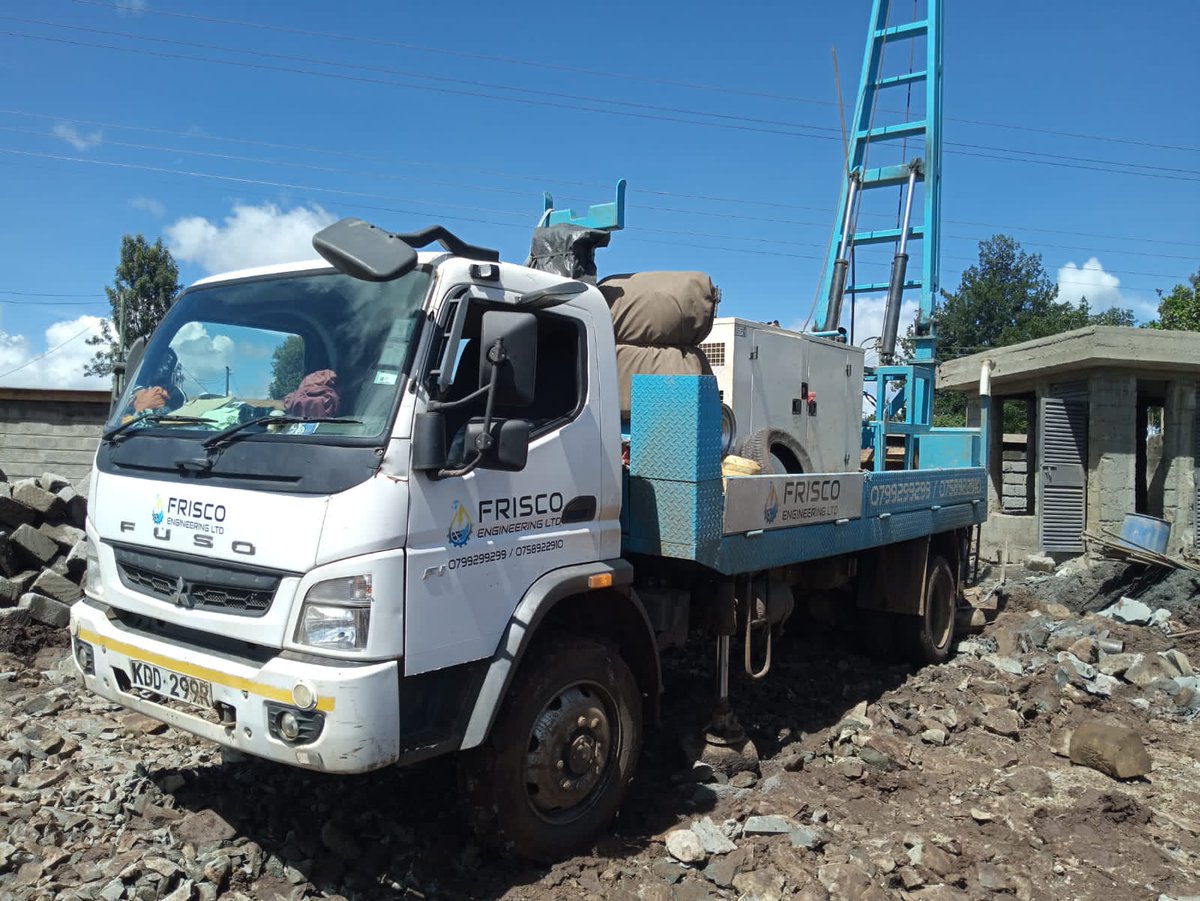 FriscoLimited's tweet photo. Happy Sunday everyone!
Tupo site Kabati
The test on yield is 12 cubic
#changingliveswithwater
#friscoengineeringdelivers https://t.co/YVkYpYm4Ua