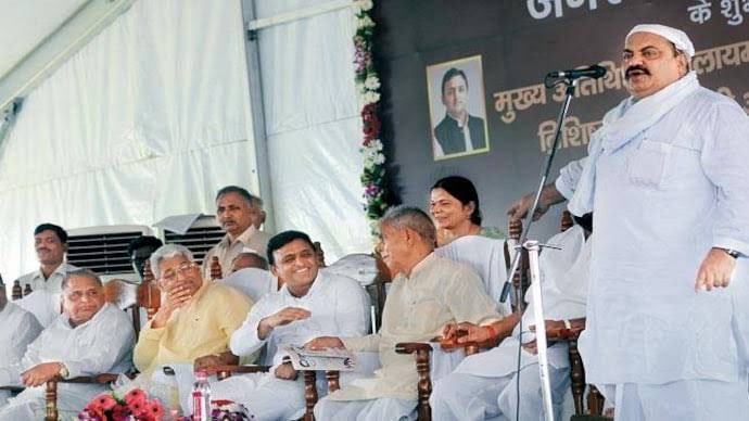 Old pics of Mafia don Atiq Ahmed who kiIIed hundreds of innocents.