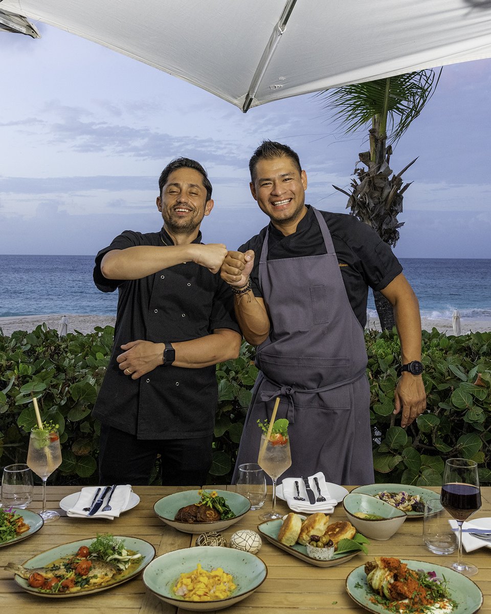 EranTibi's tweet photo. Heaven really is a place on earth. Sunshine, the ocean, the salty breeze, the loveliest people, and incredible food. https://t.co/NwrP4XibHt