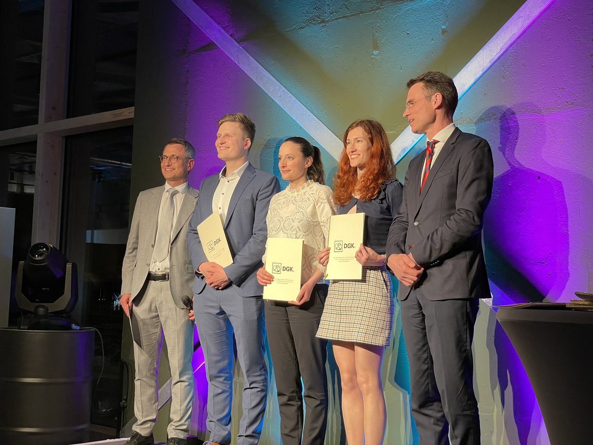 Young investigator award 🏆🥈Congrats @DennisLawin “Impact of AF diagnosis-to-ablation-time on 24-month efficacy and safety outcomes in the cryo global registry” Well done!! <a href="/Klinik_News/">Klinikum Bielefeld</a> <a href="/YoungDgk/">Young DGK</a> <a href="/DGK_org/">Deutsche Gesellschaft für Kardiologie</a>  #DGKJahrestagung