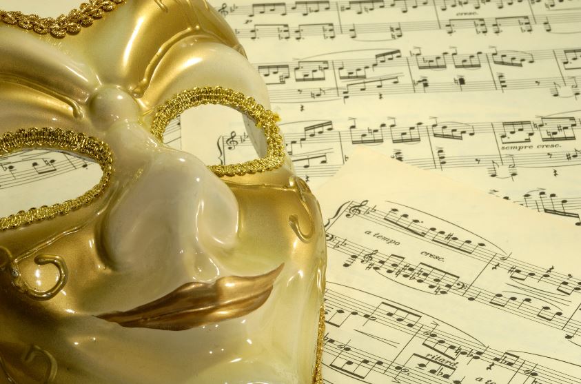 learnitalianpod's tweet image. Enrico Caruso captivated audiences at La Scala, the Met, and more 🎶👨‍🎤 Born in Naples in 1873, this Italian opera star stole hearts with every note he sang. ❤️🇮🇹 #EnricoCaruso #OperaLegend