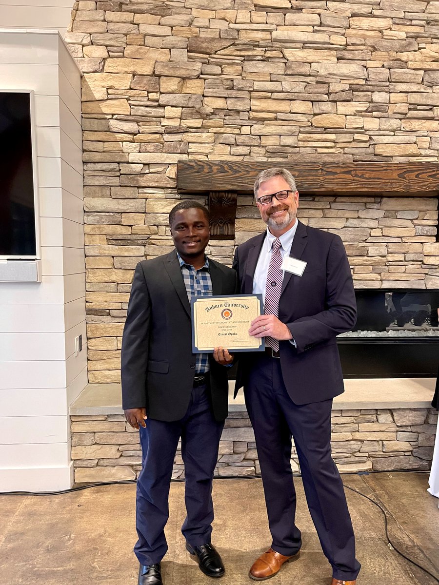 ernopoku_1's tweet photo. I received the “Dow Fellowship” and the “Helping Hands Award” from the Department of Chemistry and Biochemistry, @AuburnU. I am grateful to everyone, but most especially my PhD advisor Professor Vincent Ortiz for his high quality mentorship in so many different aspects of my life https://t.co/3TE0bgqcte