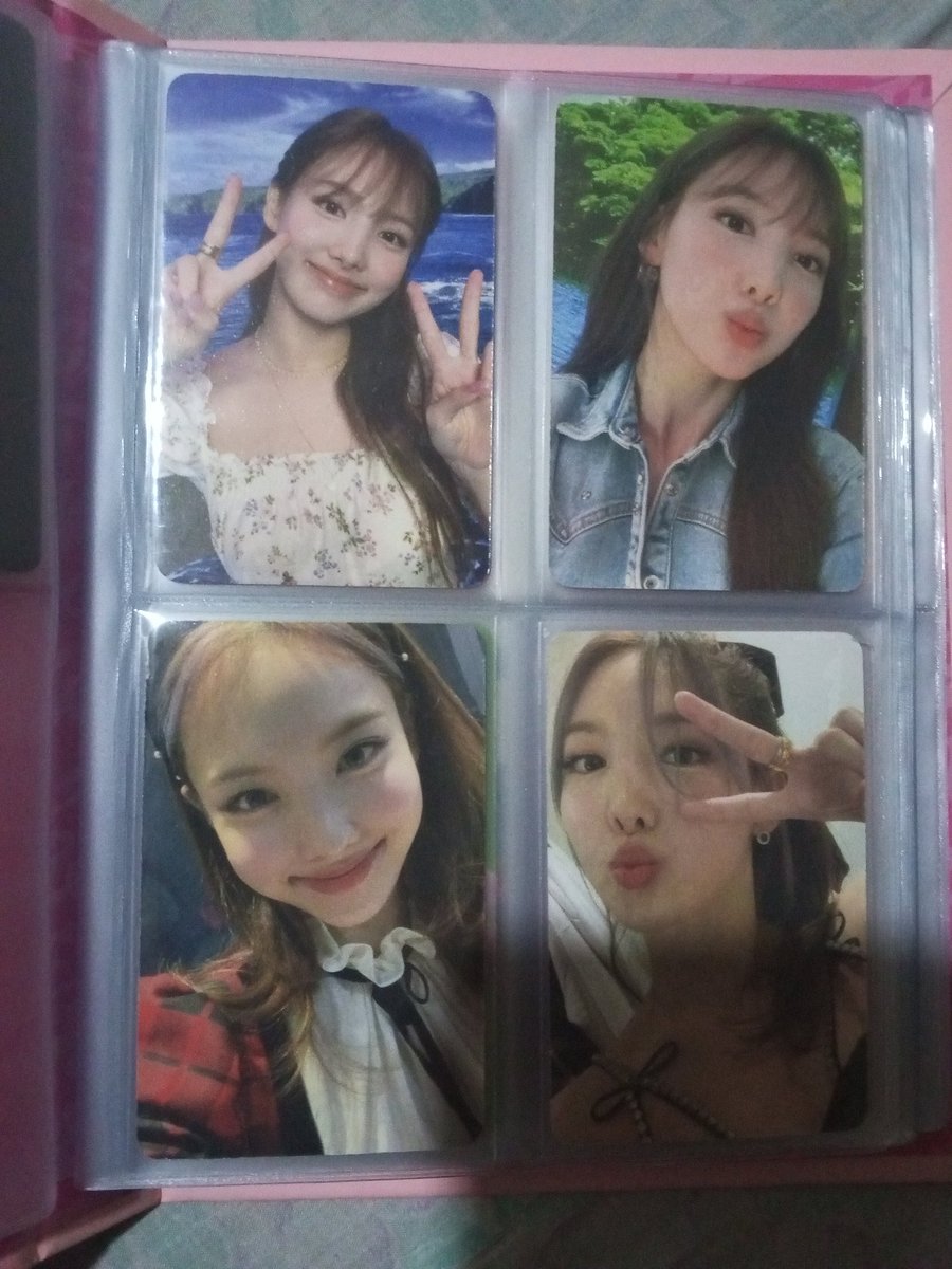 CrissyCute2's tweet photo. HELLO @jinzonescart thank you kakapilit ko sayo na let go mo na si nabong at momo ito na nga haha aalagaan ko tong PC na to. Thank you ulit🥰. https://t.co/pqem6z9y3U