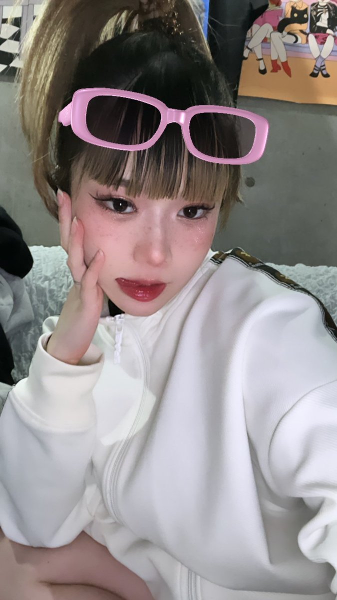 佐藤そると tweet media