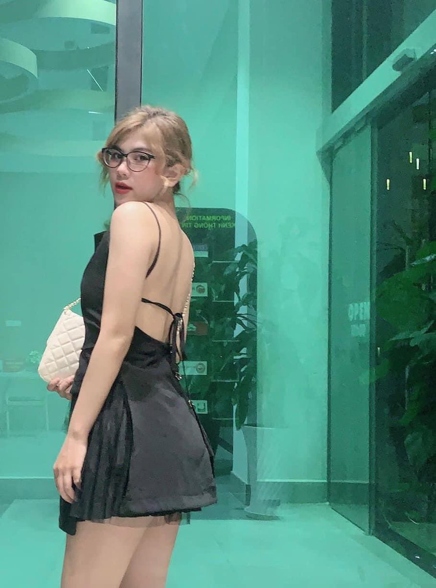 Anh nào ở Nha Trang muốn vui vẻ thì rt + ib N nha 
#booking #NhaTrang