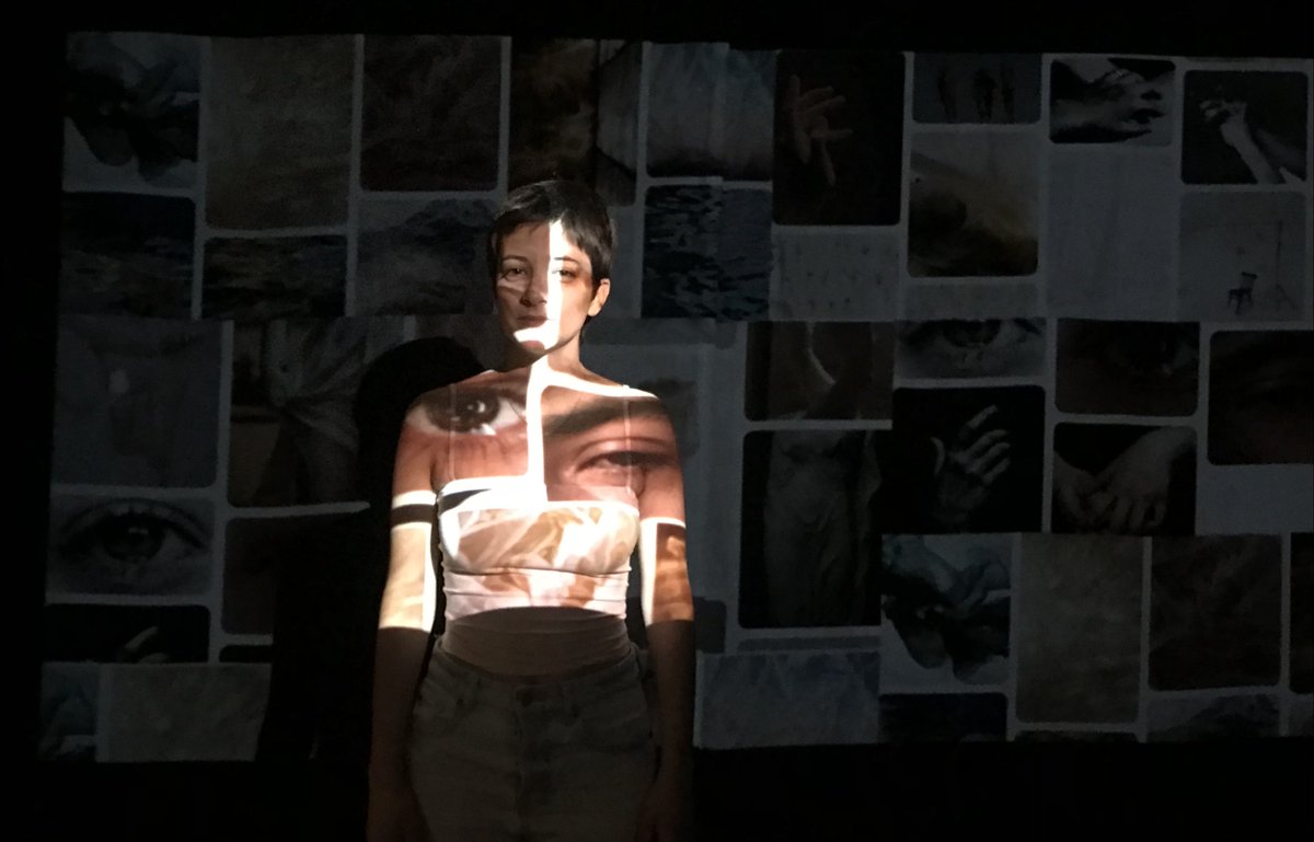 TeatroPradillo's tweet photo. Inundación Corporal
  <Andrea Borrallo Nieto> 
V21 de abril 21:00 H.

¿Cómo sufre un cuerpo la clase social? ¿Se puede inundar un cuerpo que tiene demasiado líquido dentro? ¿Cómo ocupa un cuerpo un espacio?

Entrada libre hasta completar aforo. https://t.co/51OaJIISPh