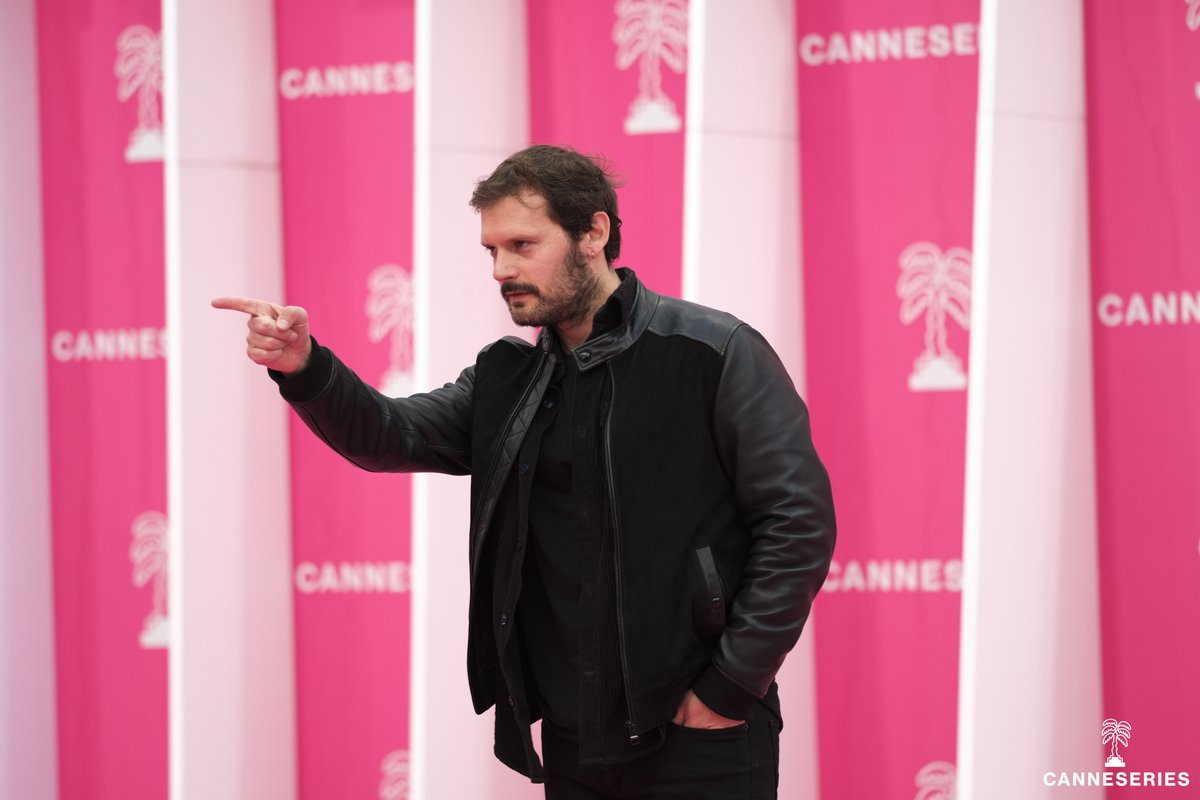 👀 <a href="/Sofia_Essaidi/">Sofia Essaïdi</a> &amp; <a href="/Hug0Becker/">hugo becker</a>, 2 jours avant le début du tournage de leur nouvelle série #LaPeste

📸 : <a href="/oliviervigerie/">OLIVIER VIGERIE</a> <a href="/MathildeAudoire/">Mathilde</a> Camille Fermon

#CANNESERIES