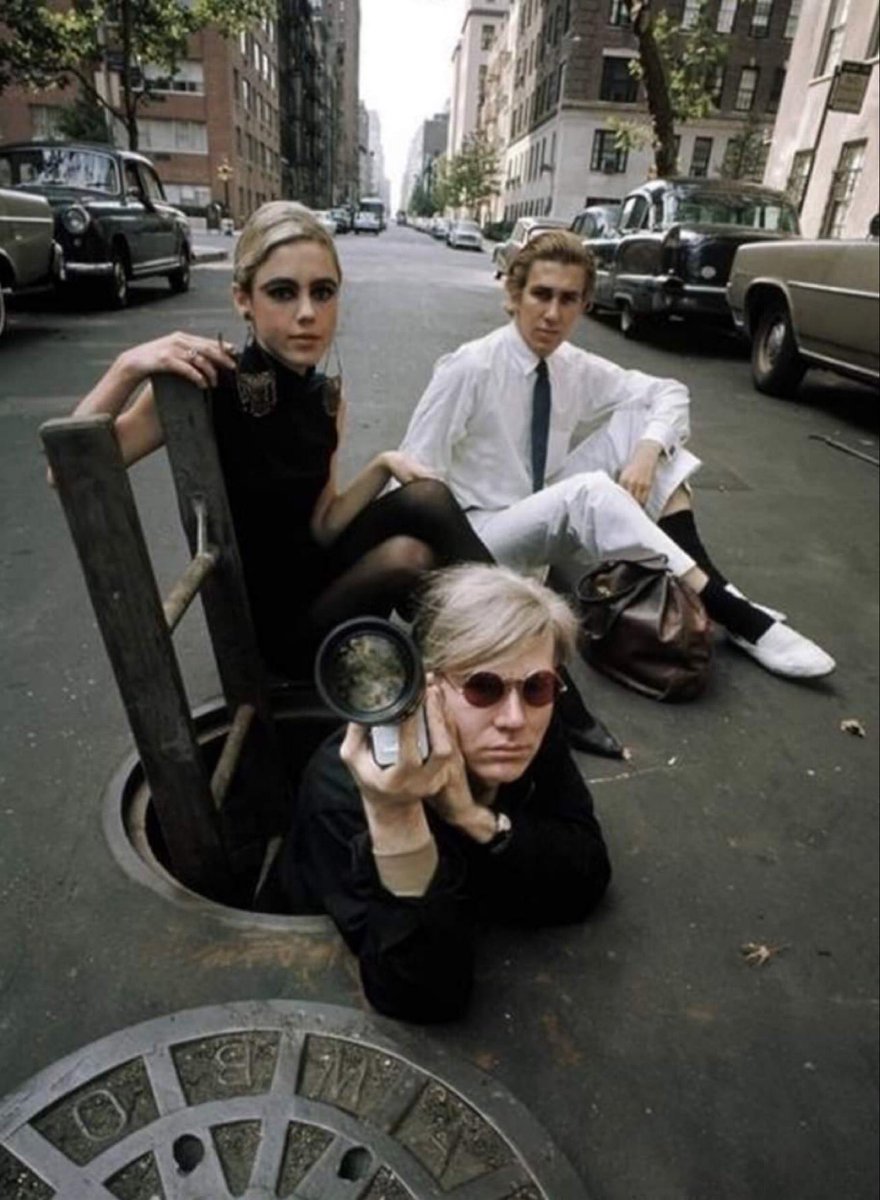 Andy Warhol, Edie Sedgwick &amp; Chuck Wein

📸 Burton Samuel Glinn
