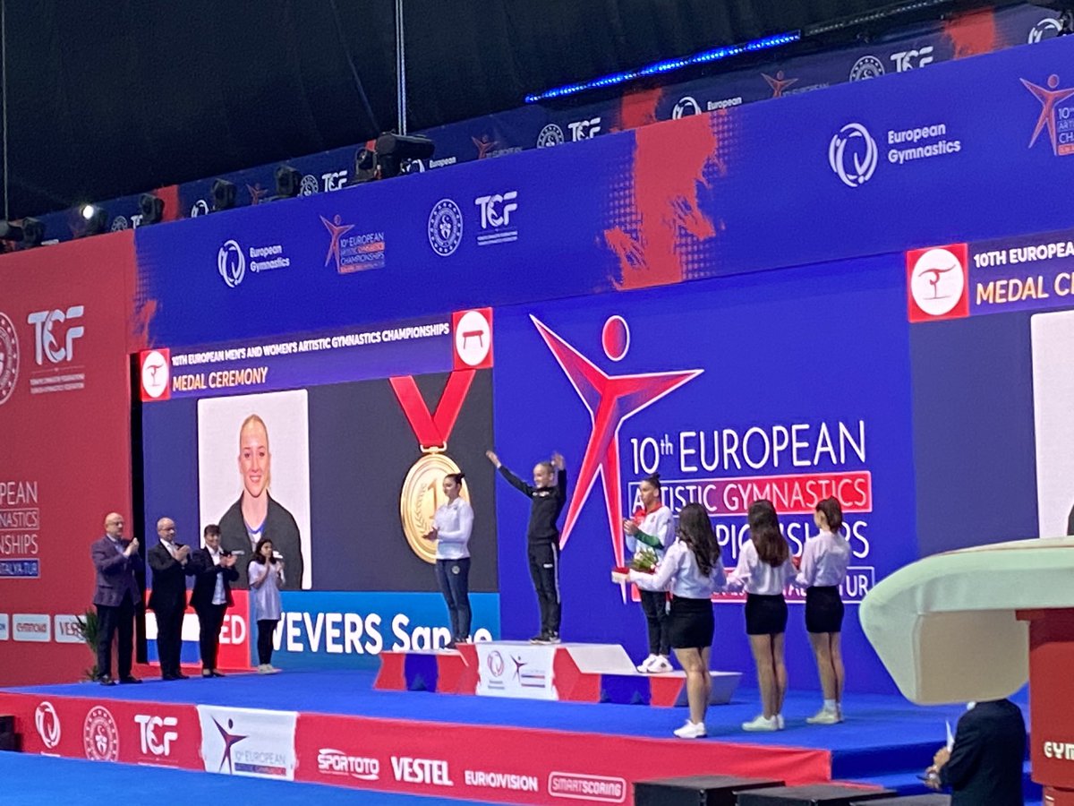 Jeroen van Leeuwen tweet media