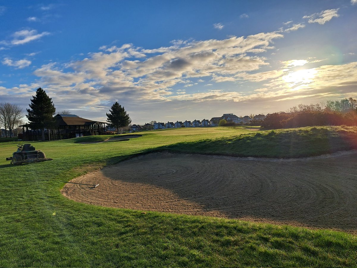 HarryKHGC's tweet photo. ⛳️📸 https://t.co/Vr23VdkURM