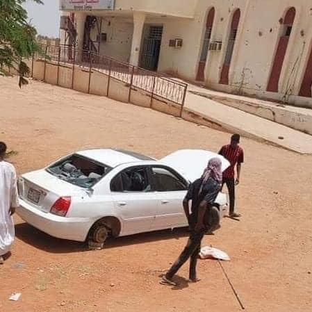 Sudan_tweet's tweet photo. وفي رمضان 
نهب لمستشفى الأمل بمنطقة جبل أولياء، من ذوي النفوس الضعيفة، والبلاد في حالة حرب مع ميليشيا متمردة.
#السودان https://t.co/odsK1nDWLn