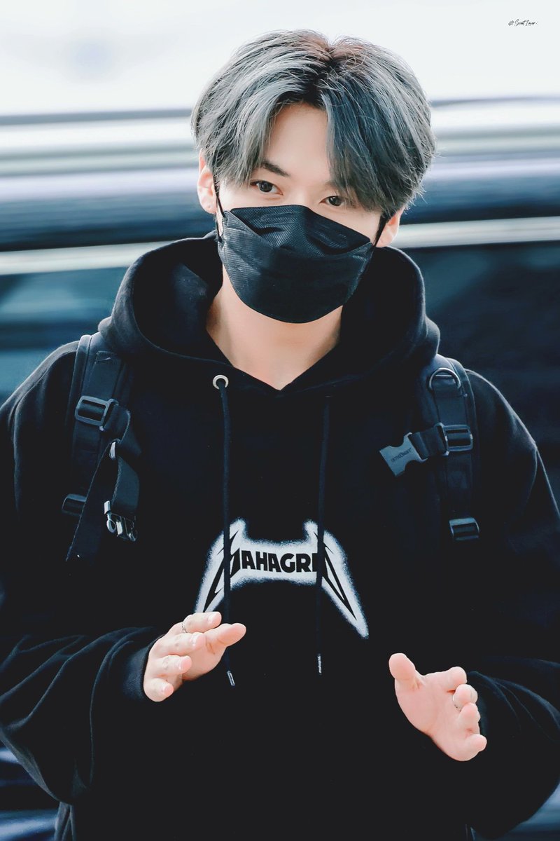 Jibriling's tweet photo. lee know cats
1/2
lee know mucore https://t.co/5Y2BFAxa7m