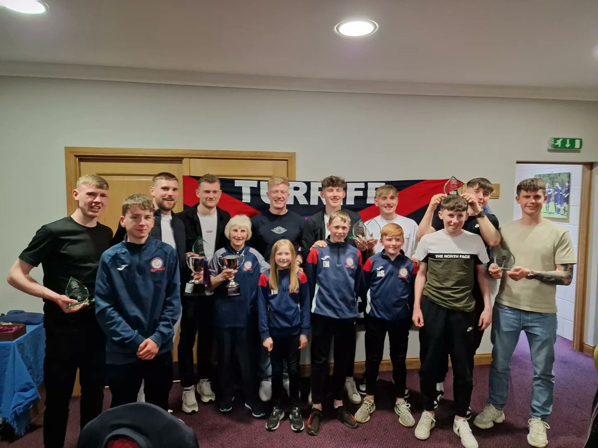 Ladies and gentlemen...your award winners! #takeitootthebox