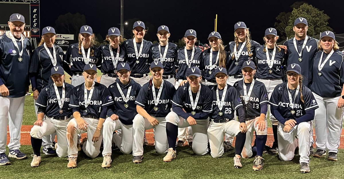 amymccann's tweet image. Epic week at 2023 Aussie Women’s Nationals 🇦🇺⚾️

🥈🥉 loving Vic being the only state to win medals at both Women’s &amp;amp; Youth Champs

💫 felt young again watching 6 Vic rookies &amp;amp; 6 Vic teenagers

#AWC2023 #womensbaseball