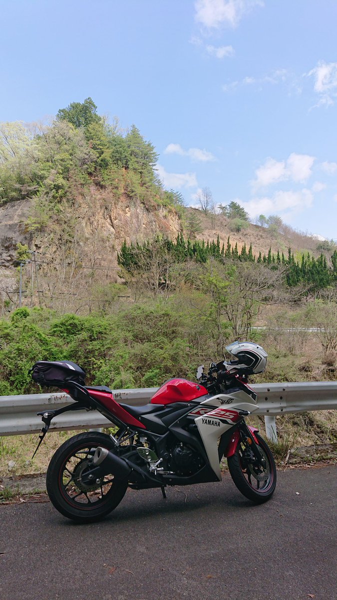 YZFR25_KRBM's tweet photo. お疲れ様です!
雨☔降りましたね…😥
今日は午前中だけ走って正解でした😂
ツーリングの方は大丈夫でした??
やっぱり日曜日はライダー多くて少ない時間でも結構ヤエー貰いました😄
ヤエーHPも満タンなったしまた仕事頑張れるわ⤴️⤴️
#一庫ダム #プチツー
#R423 https://t.co/29NguUd67r