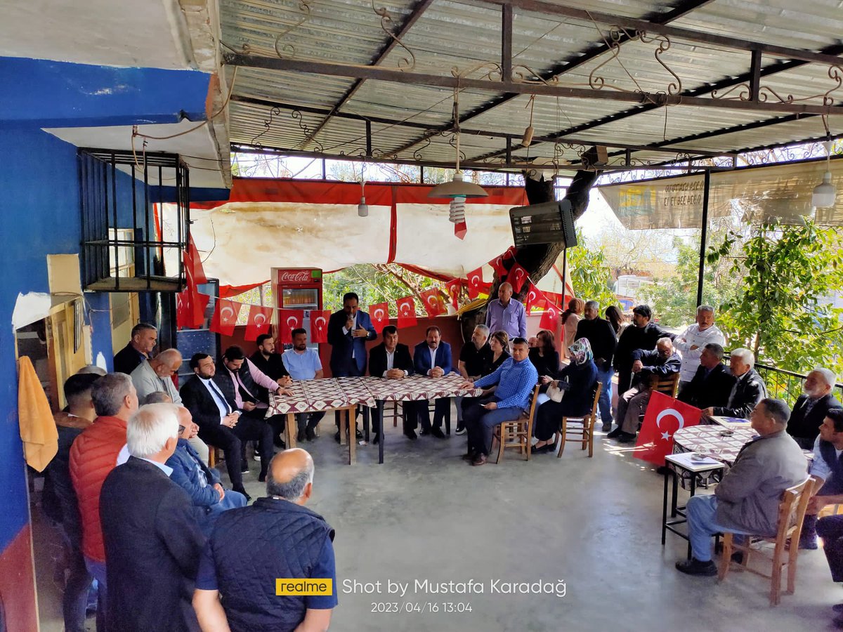 Mezitli_AkParti's tweet photo. 📍Kuzucubelen Mahallesi 

Mersin Milletvekili adayımız Sn. @ALKIRATLI İl yönetim kurulu üyelerimiz, İlçe başkanımız Sn. @uslu_zafer ve Teşkilat mensuplarımızla Kuzucubelen mahallemizi ziyaret ettik; Mahalle sakinlerimizin bizlerden isteklerini dinledik.🇹🇷 https://t.co/4V2gBD9MX3
