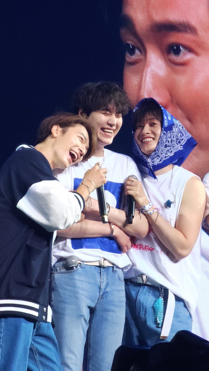 1504_HE's tweet photo. 230416
🐯🐧🐰
#SS9EncoreinSeoul #SS9Encore #은혁 #Eunhyuk #동해 #DongHae #규현 #KyuHyun https://t.co/Cu3J5tgkYW
