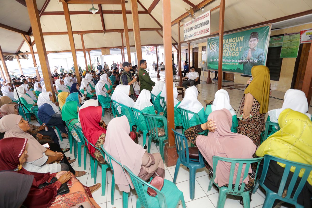 "Safari Desa Gus Muhaimin"

#gusmuhaimin
#PartaiKebangkitanBangsa