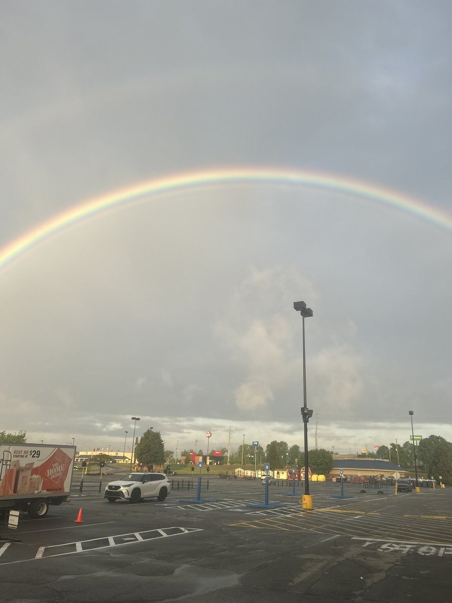 What a great way to start off this wonderful day at #gr8at128 …