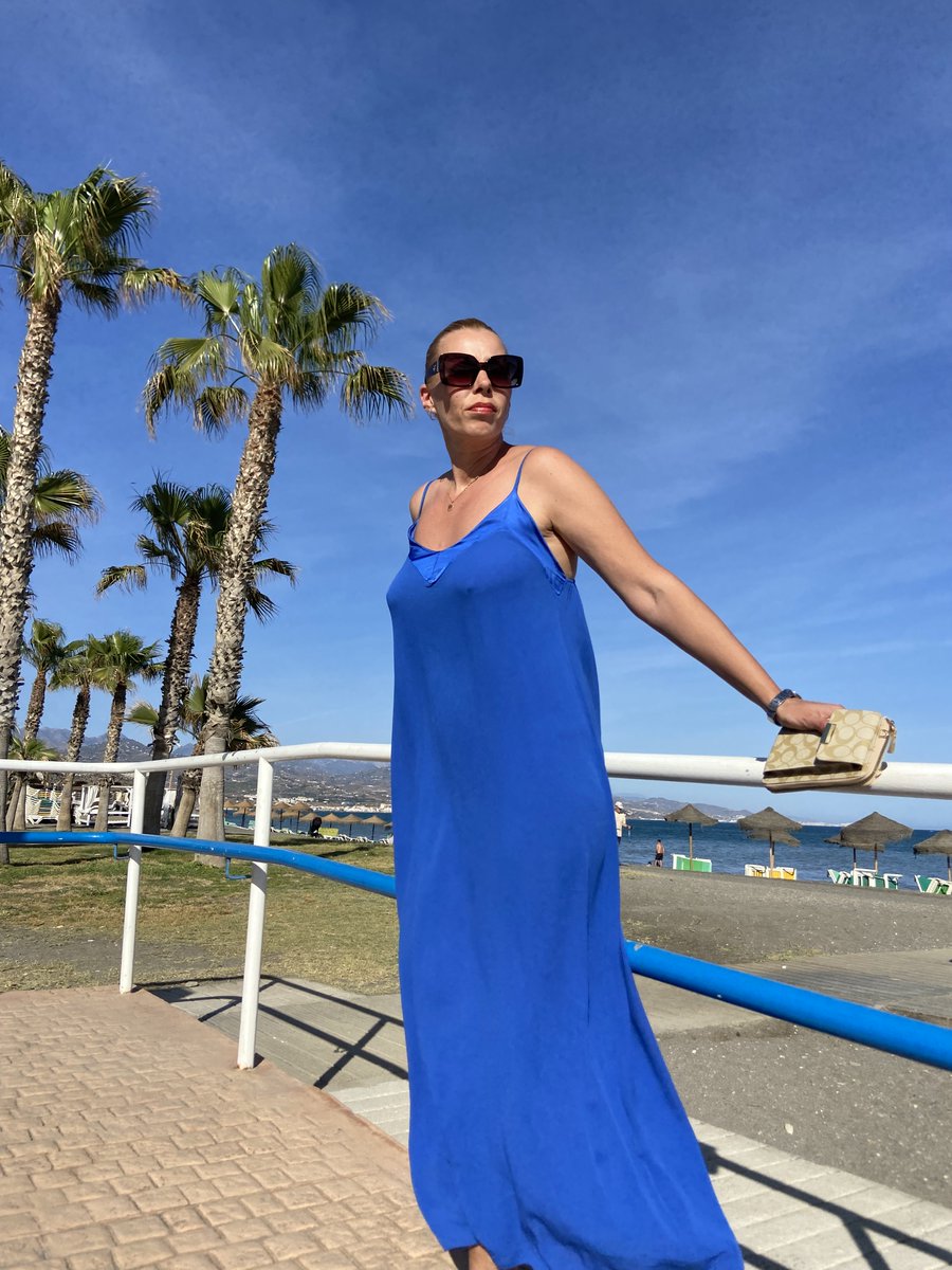 AnnaGarciaAnda's tweet photo. Beautiful day at the beach.
#blonde #sun #sea #summerinapril https://t.co/UKJVKKrXmp