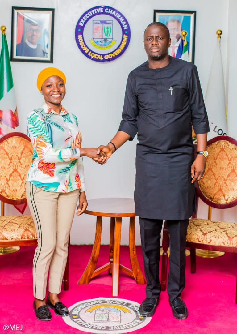 NigeriaMDIO's tweet photo. COURTESY VISIT TO EXECUTIVE CHAIRMAN, KOSOFE LOCAL GOVERNMENT

In furtherance to organising a befitting Nigerota for all participants.
Nigerota Committee under the chairmanship of Rotr. Fathia Adekeye led the committee to a courtesy visit to the office of Hon. Moyosore Ogunlewe https://t.co/mTuOlZ8ifp