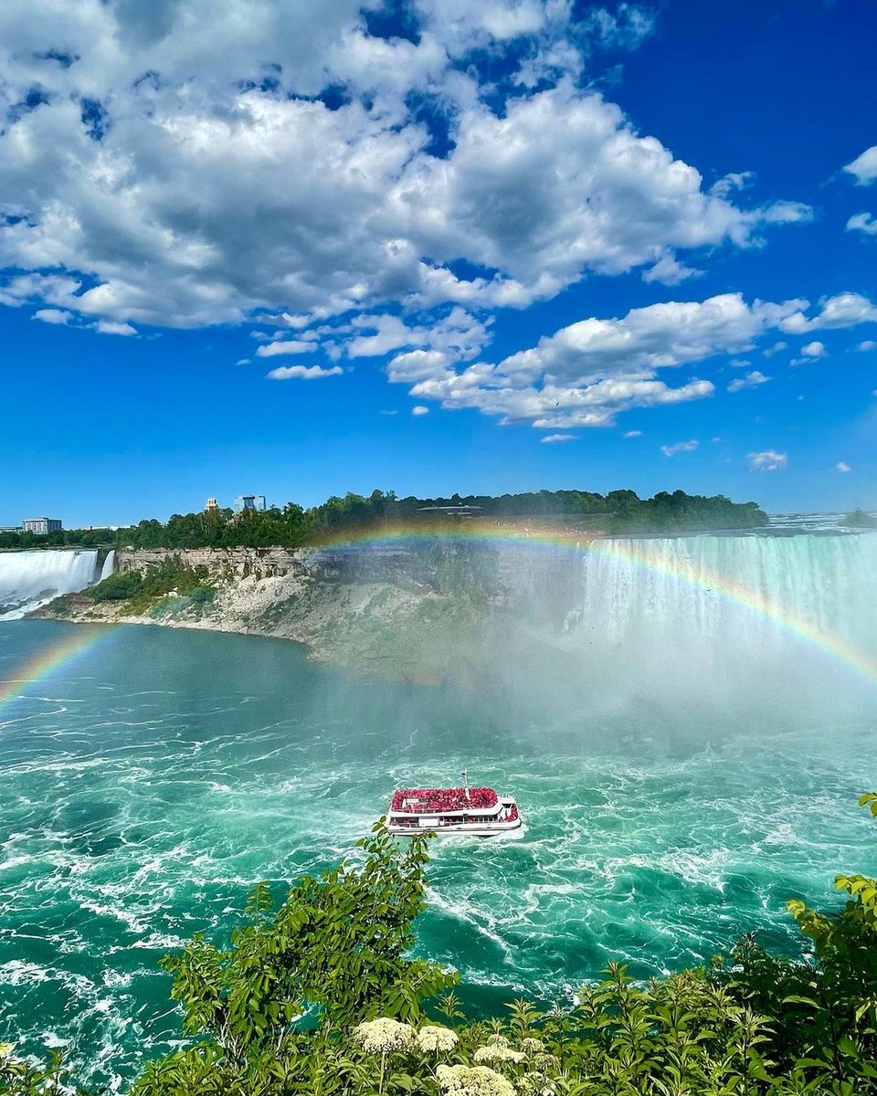 Niesamowity wodospad Niagara!

facebook.com/BestDestinatio…