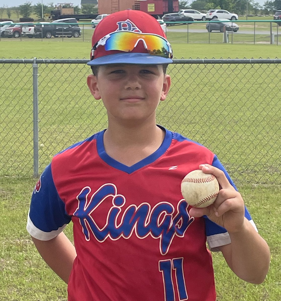 traindksa's tweet photo. DKSA ELITE 11U 💣 Club 4/15
Kyson Williams
Sam Stewart 
Jenson Williams

Great job men! 🔴🔵⚾️💣💣💣

#bombsquad #dksaelite11u #tanks #dknation #traindksa https://t.co/18zDc3GcWH