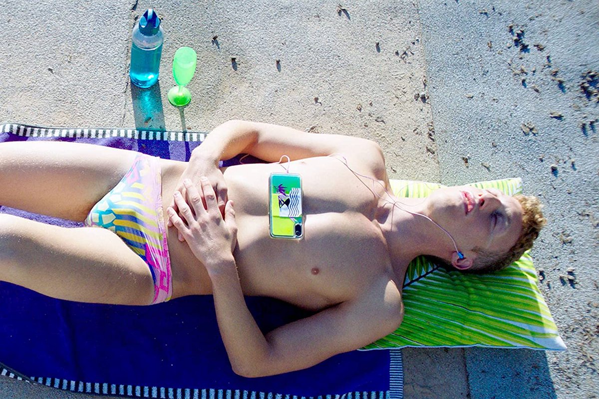 Steffen030's tweet photo. 🆕 #Streaming | Der Schwimmer • Erez will das Ticket für #Olympia! Aber, er muss sich als ehrgeiziger Nachwuchsstar im #Trainingscamp durchsetzen. Doch die Konkurrenz in hautengen #Speedos ist hart. 

👉 https://t.co/eZoffIZdsm https://t.co/Lxb6hE1x0Y