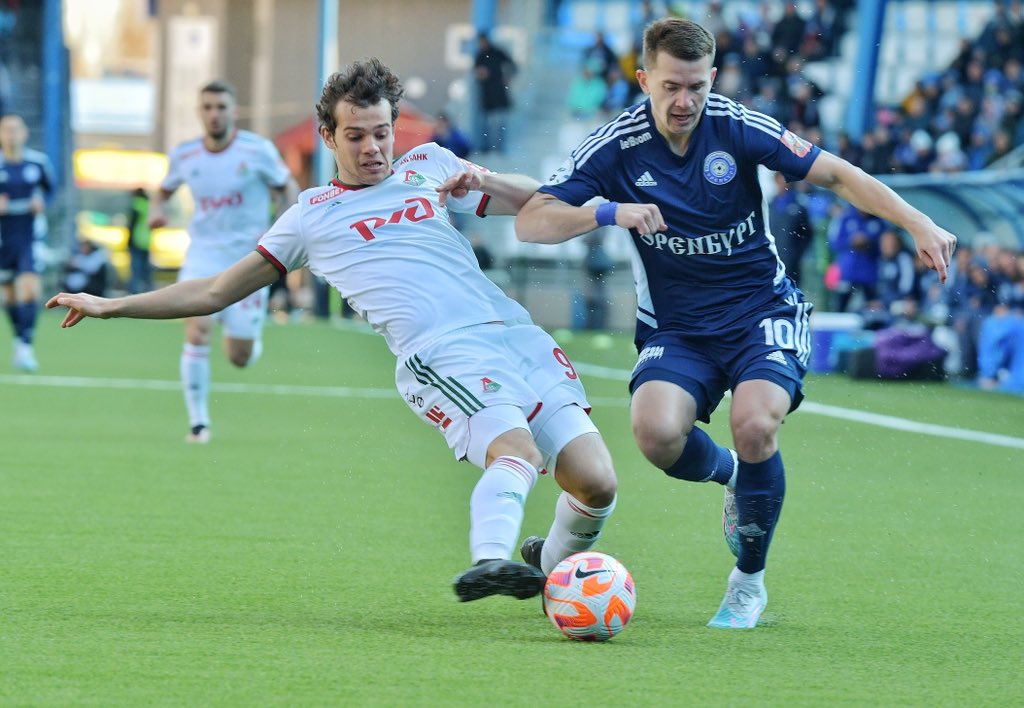 #ОренбургЛокомотив 1:3 после первого тайма