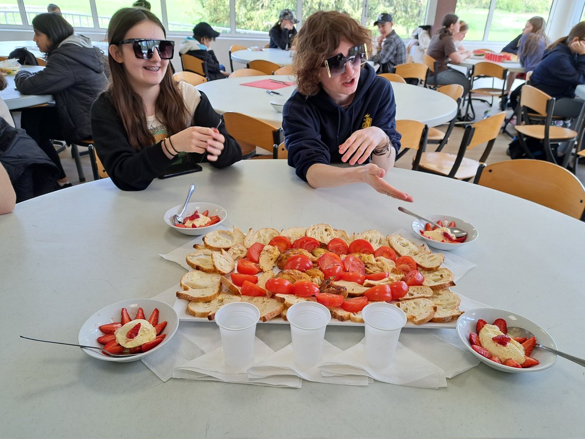 BHCS MFL Faculty tweet media