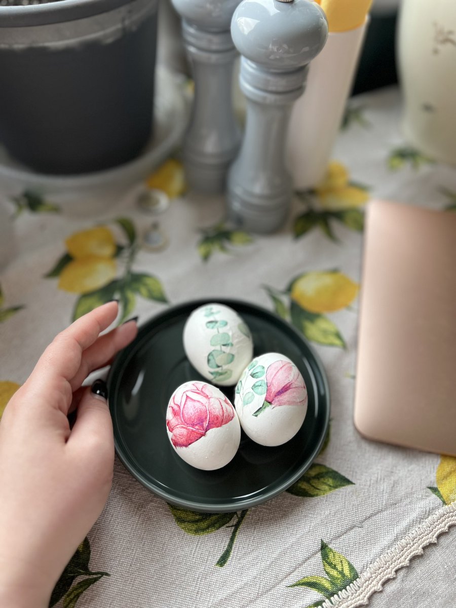 ХВ - хуй войне.