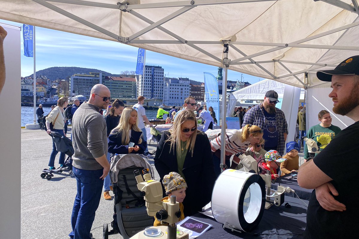 MSarsCentre's tweet image. What a stunning day here in Bergen! If you’re downtown, come join us for One Ocean Week’s Family Day at Festningskaien, Bryggen. So many wonderful experiences for the whole family. 
We’re here until 4pm!

oneoceanweek.com/program/for-al…

@UiB @UiBmatnat 
@embl 
#oneoceanweek