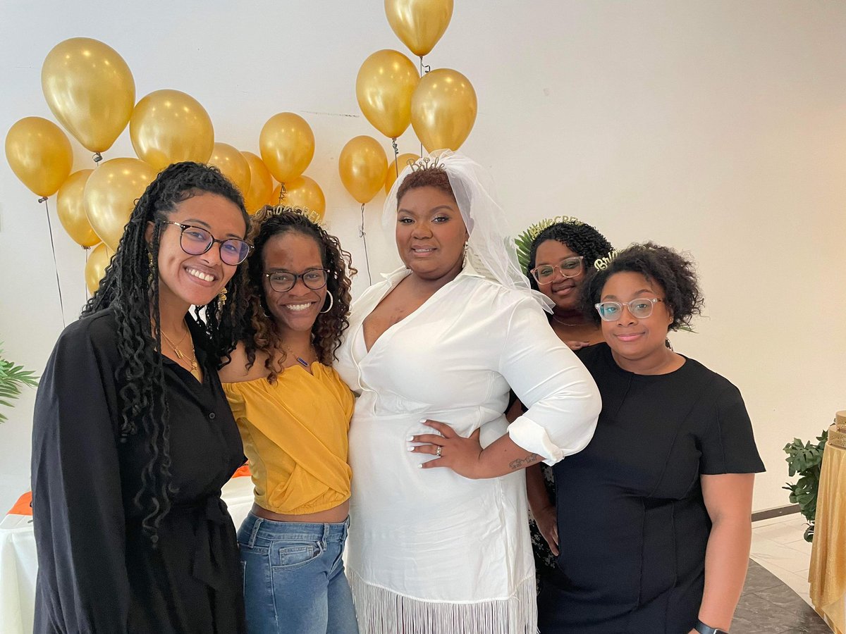 igiveyouchels's tweet photo. Baddie Bride Loading… 💍😘🫶🏾👰🏾♀️
Yesterday my sister circle and support system came together to celebrate my next major life milestone: marriage. The love and gratitude I have for each of them cannot be described… but just know it’s UP there! 🥹🚀
#OneForTheBrooks #ADCLoveStory https://t.co/C8OeIYOgQ6