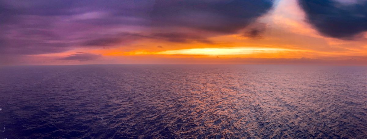 shiftingart's tweet photo. Sunrise sunset and a few things in between. https://t.co/TSMNmpjRl7