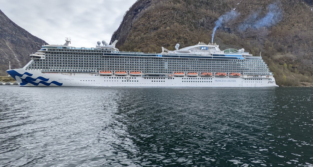 Sky Princess in Skjolden, as seen from a RIB in the middle of the Sognefjord.

Tracy loved the RIB adventure that was available here. If you like small, fast boats, it is certainly an excursion idea to look out for.

#Sognefjord #skjolden #SkyPrincess #LovePrincess